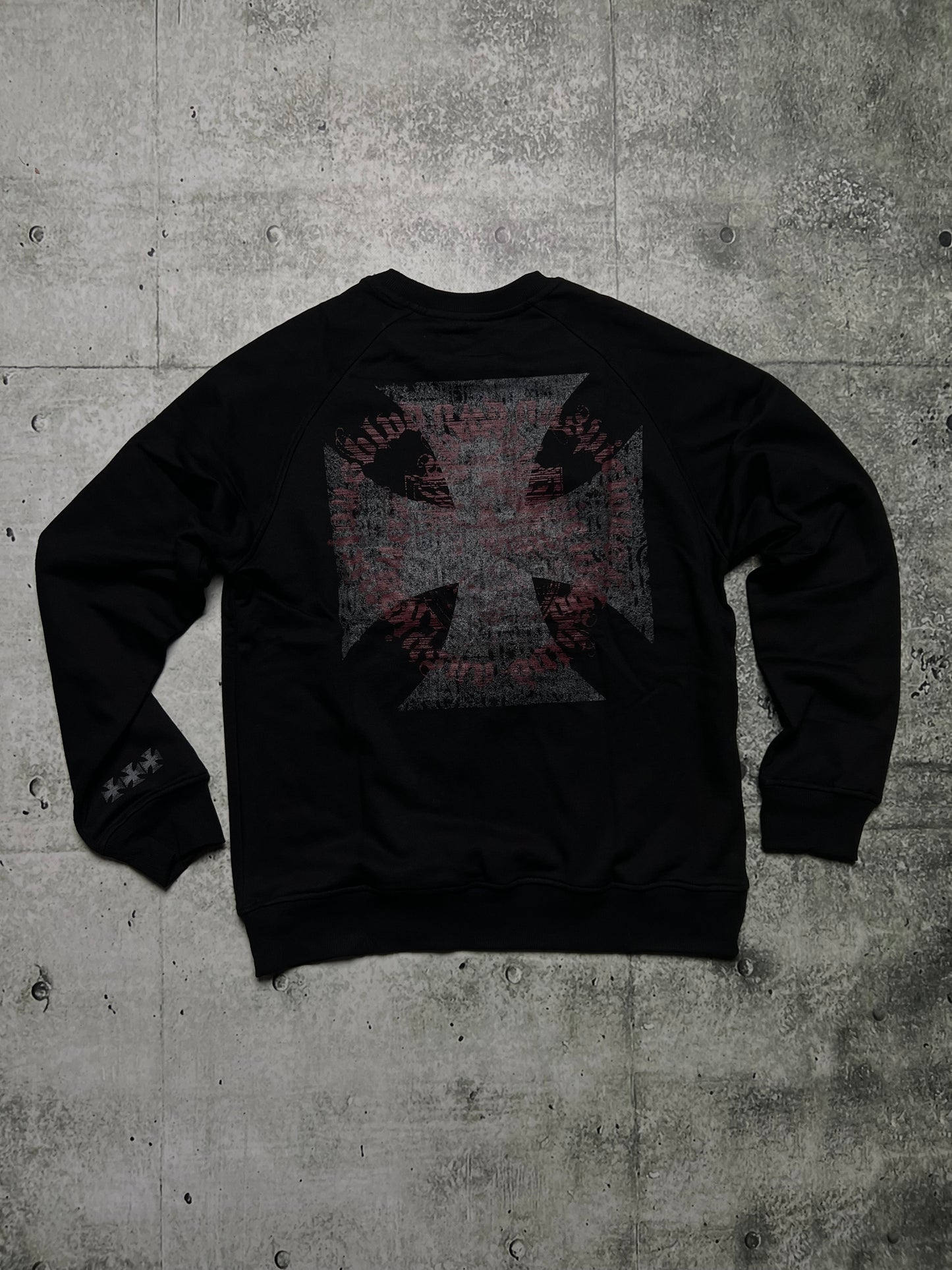 CRUSADE LONGSLEEVE